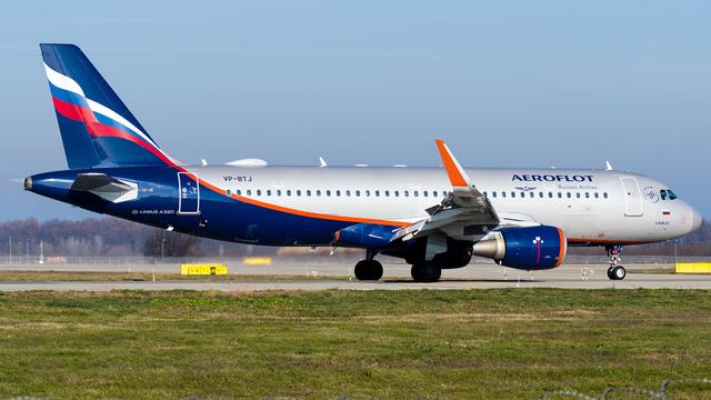 VP-BTJ:Airbus A320-200:Аэрофлот